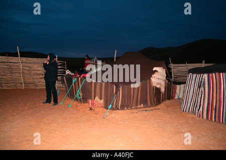 Beduinen-Zelt in der Wüste, Merzouga, Erg Chebbi, Marokko, Nordwest-Afrika Stockfoto