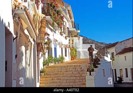 MIJAS COSTA DEL SOL Spanien Europa April viele von den schönen weissen Häusern in dieser hübschen Stadt haben Schritte bis Sie Stockfoto