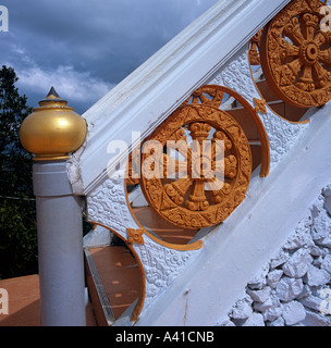 Das Rad von Leben auf der Treppe von der Sunmmit des Wat Tham Seua Krabi Thailand South East Asia Stockfoto