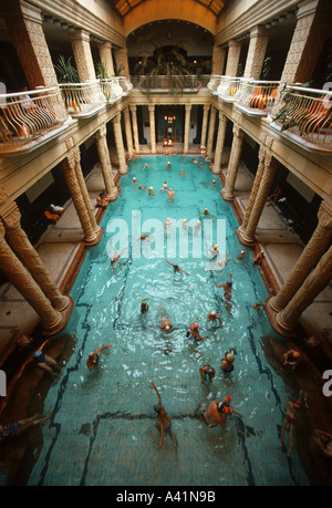 Pool im Gellert Spa Resort Hotel in Budapest, Ungarn Stockfoto