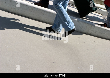 Menschen in einem französischen Flughafen in nantes Stockfoto