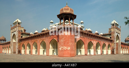 Grabmal des Akbar in Sikandra nahe Agra in Uttra Pradesh Region Indiens Stockfoto