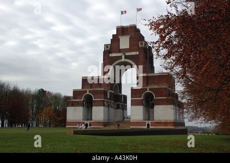 Somme-Schlacht-Denkmal für die fehlenden bei Thiepval, France Stockfoto