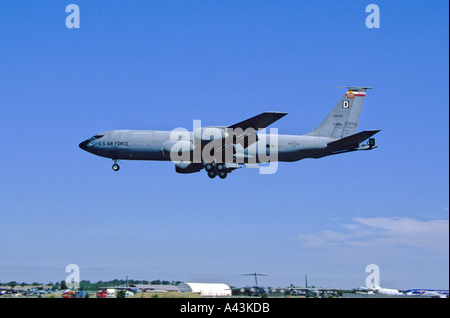 U.S. Air Force Boeing KC-135 Stratotanker Luft Betankung von Flugzeugen Stockfoto