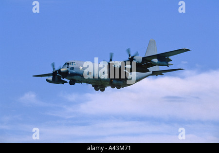 US-Luftwaffe Lockheed C-130-Transportflugzeug Stockfoto