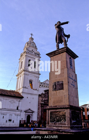 Statue von Mariscal Sucre Führer der ecuadorianischen Unabhängigkeit in der Plaza De La Independencia von Quito-Ecuador Stockfoto