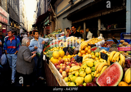 Marseille Französisch Noailles die Stadt arabischen Viertel Lebensmittel Markt nördlich von Vieux Port Frankreich Französisch Stockfoto