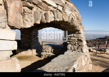 Dobbins Aussichtspunkt am South Mountain mit Blick auf Stadt Phoenix, Arizona, USA Stockfoto