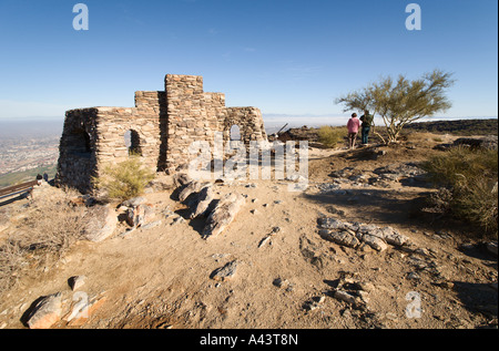 Dobbins Aussichtspunkt am South Mountain mit Blick auf Stadt Phoenix, Arizona, USA Stockfoto