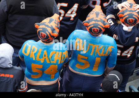 Tampa Bay Buccaneers vs. Chicago Bears. Malte Chicago Bären Fans an Soldaten Field.Chicago, Illinois Stockfoto