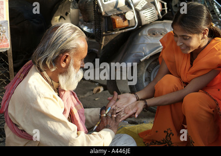 Palm Reader in Jaipur, Indien Stockfoto