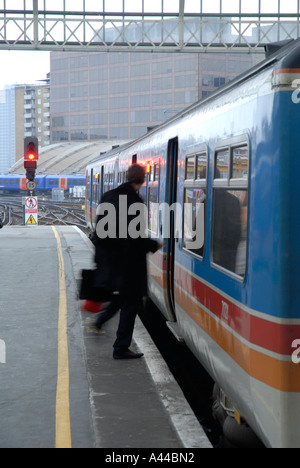 UK England London Waterloo Station Internat Zug Stockfoto