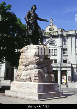 dh seine Majestys Theater WALLACES STATUE ABERDEEN SCHOTTLAND William Wallace Historische Statue Stockfoto