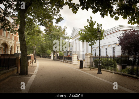 GB zu Fuß Museumsneubau Leicester City England UK Leicester Museum Tourismus reisen Großbritannien Leicestershire historische Stockfoto