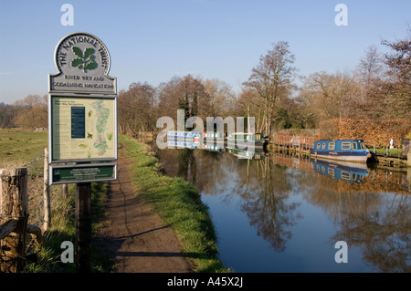 Fluss Wey - Shalford - Surrey - UK - Vereinigtes Königreich - England - Europa Stockfoto