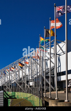 Nationalflaggen auf Anzeige am Lake Placid Olympia Zentrum Haus der 1932 1980 Winter Olympics Lake Placid New York Stockfoto