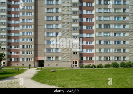 Vorderseite eines konkreten Panels bauen in Berlin, Deutschland Stockfoto