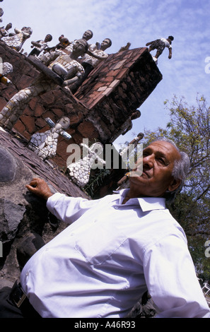 Nek Chand und seinem Steingarten gebaut von Müll in Chandigarh, Punjab, Indien Stockfoto