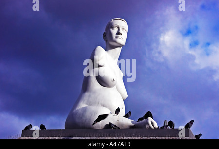 Statue von Alison Lapper auf dem Trafalgar Square Februar 2006 Stockfoto