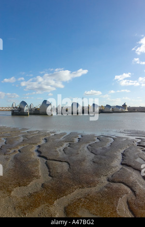 Thames Barrier gesehen vom nördlichen Ufer der Themse Stockfoto