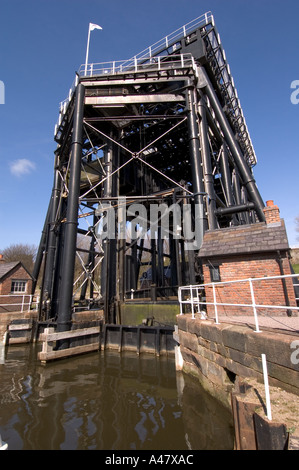 Anderton Schiffshebewerk nach Restaurierung Stockfoto