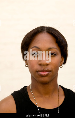 Mitte Erwachsene Frau, portrait Stockfoto
