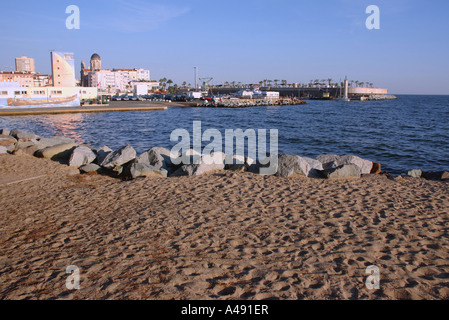 Panoramablick auf Meer & Strand von St Raphael Côte d ' Azur Saint San S Cote D Azur Frankreich Südeuropa Stockfoto