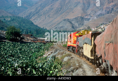 Bahn / Zug / Eisenbahn / Zug Stockfoto