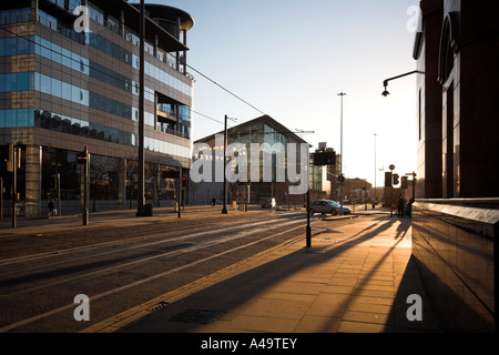 101 Barbirolli Square und Bridgewater Hall neben dem Midland Hotel, unteren Mosley Street, Manchester, UK Stockfoto