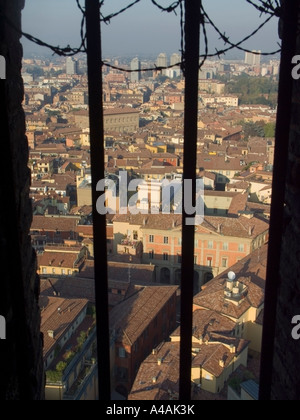 Bologna, Emilia-Romagna, Italien, Europa, Turm von der Asinelli Aeseal eindrucksvolle Aussicht auf die Stadt vom Tor Stockfoto