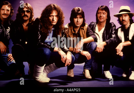 WHITESNAKE-UK-Gruppe mit David Coverdale Dritter von links Stockfoto