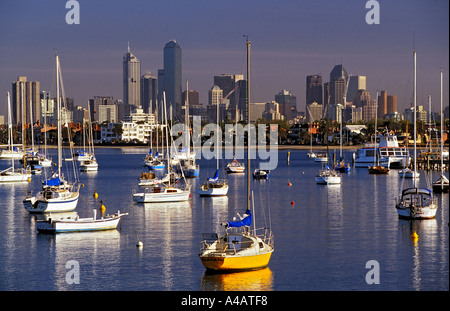 Boote vor Anker an St. Kilda Pier, Melbourne, Port Phillip Bay, Victoria, Australien, Horizontal, Stockfoto