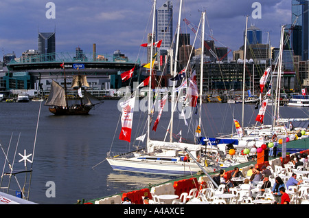 Restaurants und Bars, Docklands, Melbourne Stockfoto