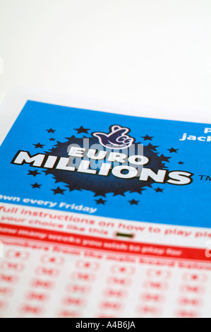 National, Lotto, spielen, Rutschen, Spiel, Karten, Tickets, National, Lotterie, Spiel, spielen, bilden, ticket, gewinnen, Spiel, national, Lotter Stockfoto
