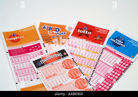 National, Lotto, spielen, Rutschen, Spiel, Karten, Tickets, National, Lotterie, Spiel, spielen, bilden, ticket, gewinnen, Spiel, national, Lotter Stockfoto