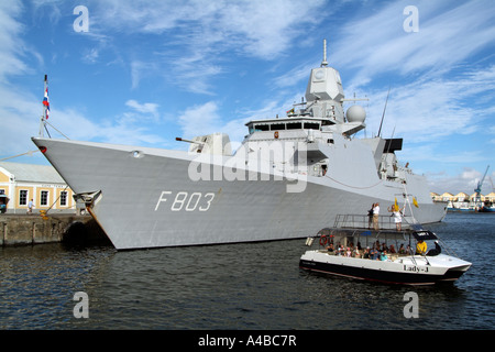 HNLMS Tromp Fregatte Royal Netherlands Navy Schiff gesehen bei einem Besuch in Kapstadt Südafrika Stockfoto