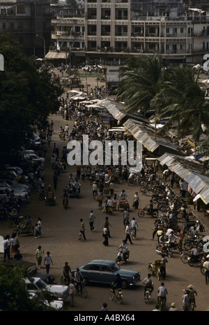 Straßenmarkt in Phnom Penh Stadtzentrum Stockfoto