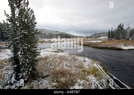 Winter Abstauben auf dem Lewis River, Yellowstone-Nationalpark, wyoming Stockfoto