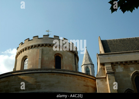 Temple Church Tower, Inner Temple, Könige Bench Walk of Fleet St. London UK Stockfoto