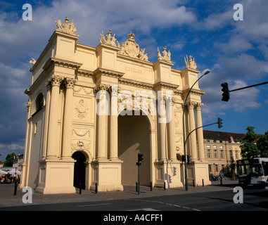 Brandenburger Tor (Brandenburger Tor), Luisenplatz, Potsdam, Brandenburg, Deutschland. Stockfoto