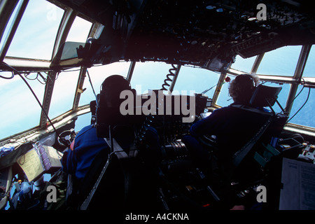 Flugdeck der USCG International Ice Patrol Hercules HC130 Stockfoto