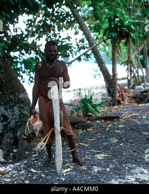 Robert eine ältere Mitglied der Hai aufrufenden Gemeinschaft von Kontu Kontu New Ireland Provinz Papua Neu Guinea Stockfoto