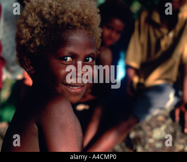 Salome ein junges Mädchen aus Tembin Dorf an der Westküste von New Ireland Tembin New Ireland Provinz Papua Neu Guinea Stockfoto