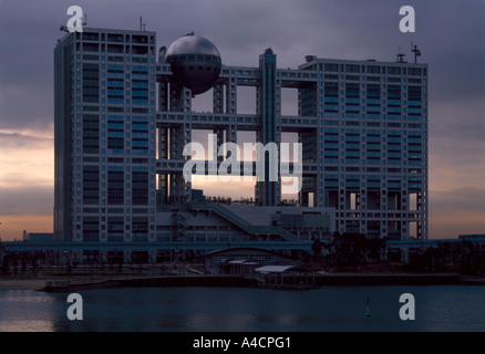 Fuji-Sankei Communications Group Zentrale Gebäude, Odaiba, Tokio, 1996. Architekt: Kenzo Tange Associates Stockfoto