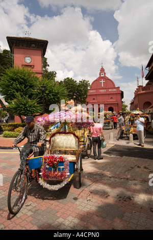 Malacca Stadtplatz Rikscha Fahrradrikscha in Christ Church Stockfoto