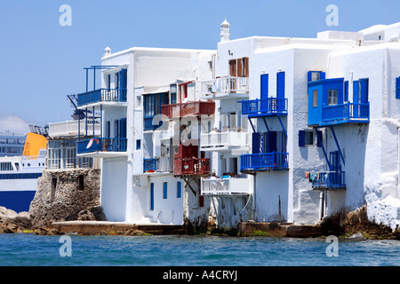 Insel-Häuser am Meer Stockfoto