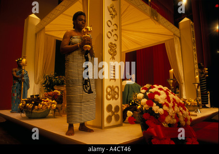 Boigny s Beerdigung Côte d ' Ivoire Houphouet Boigny Lügen im Zustand in der Basilika Yamoussoukro Februar 1994 Stockfoto