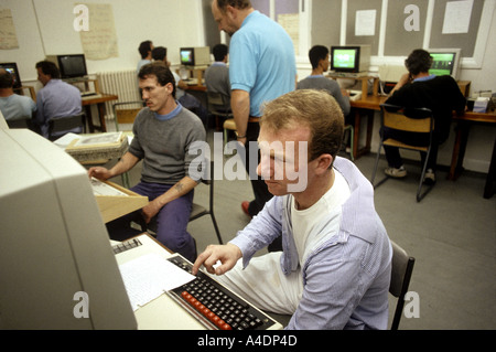 Der Computerraum des Lagers Nordsee öffnen Sie Gefängnis, Lincolnshire, Großbritannien Stockfoto