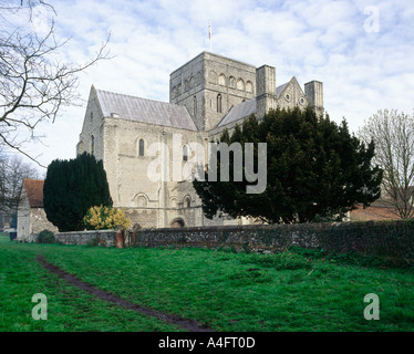 St-Kreuz-Krankenhaus-Kirche in der Nähe von Winchester, Hampshire, England Stockfoto