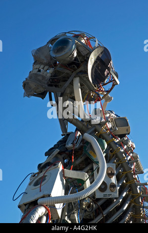 die Weee-Mann, ein drei Tonnen, sieben Meter hohe Skulptur von Elektro- und Elektronik-Altgeräten Stockfoto